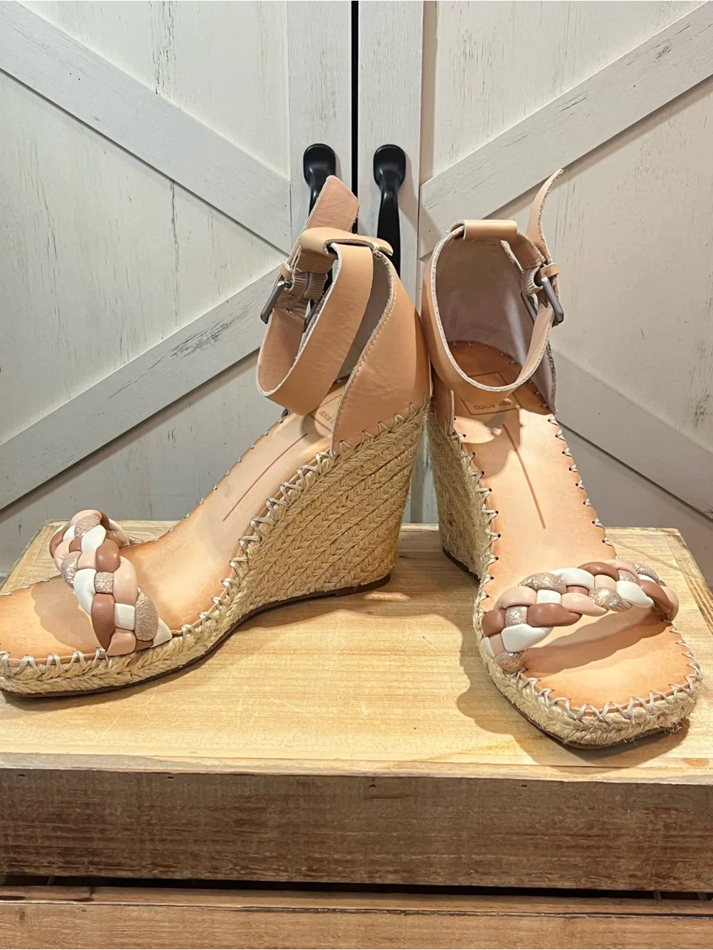 Dolce Vita Nilton Tan Leather Wedge Sandals Espadrille Ankle Straps Women size 9